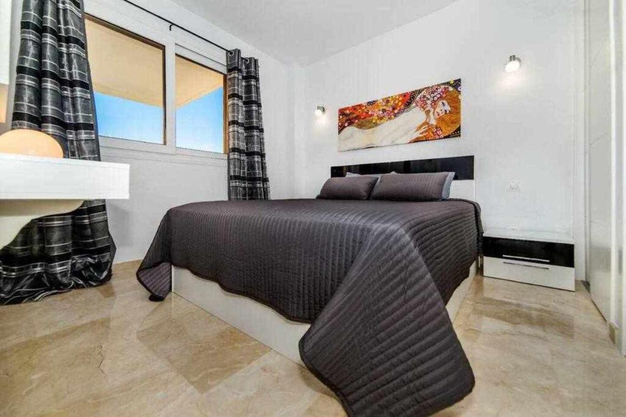 Espanhouse Elvis Apartment Torrevieja Eksteriør bilde
