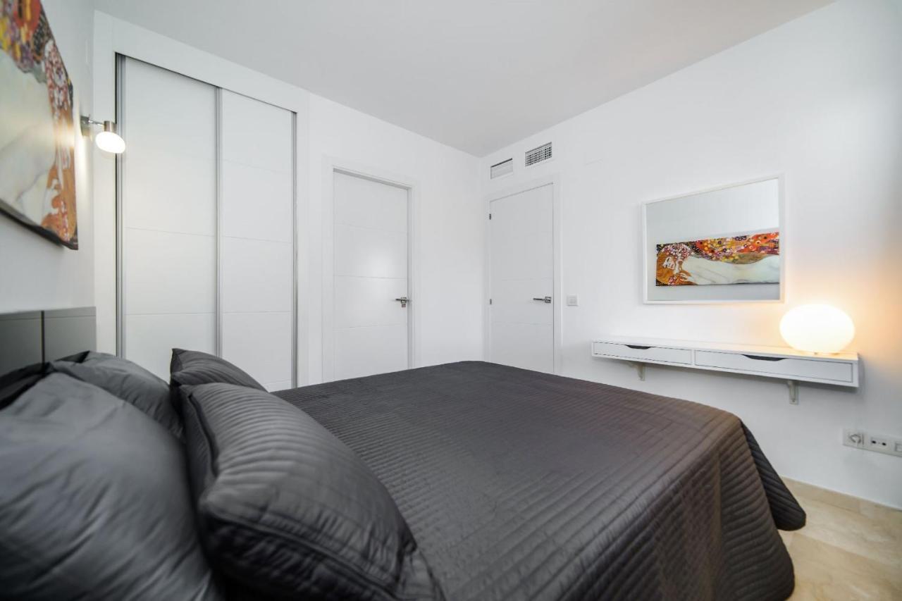 Espanhouse Elvis Apartment Torrevieja Eksteriør bilde
